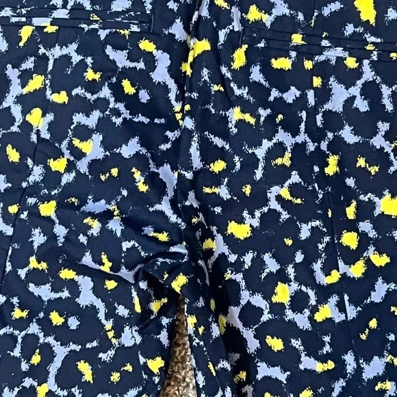 GAP ANKLE PANTS SLIM ANKLE CROPPED STRETCH BLUE AND YELLOW PRINT NWT SIZE 0 - Picture 4 of 9